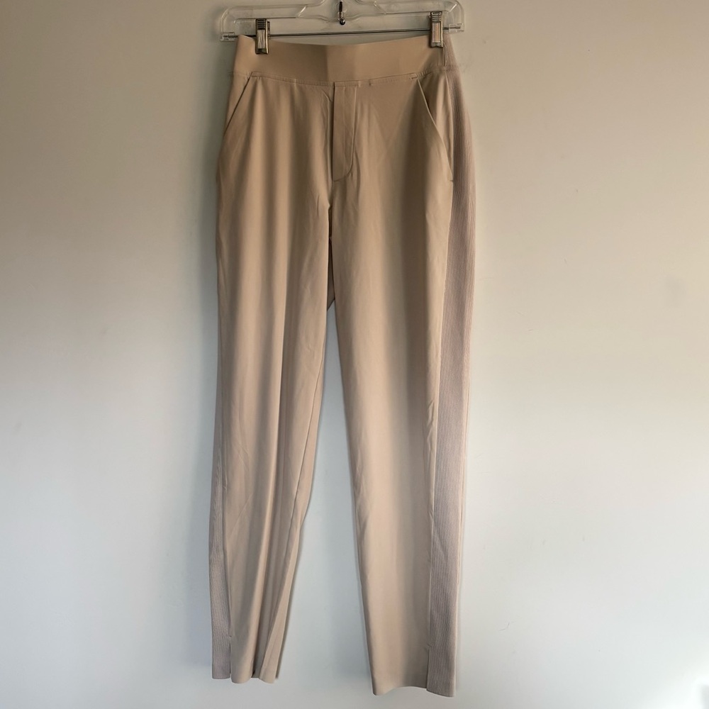 Athleta Cream Pants w/Ribbed Material at Sides